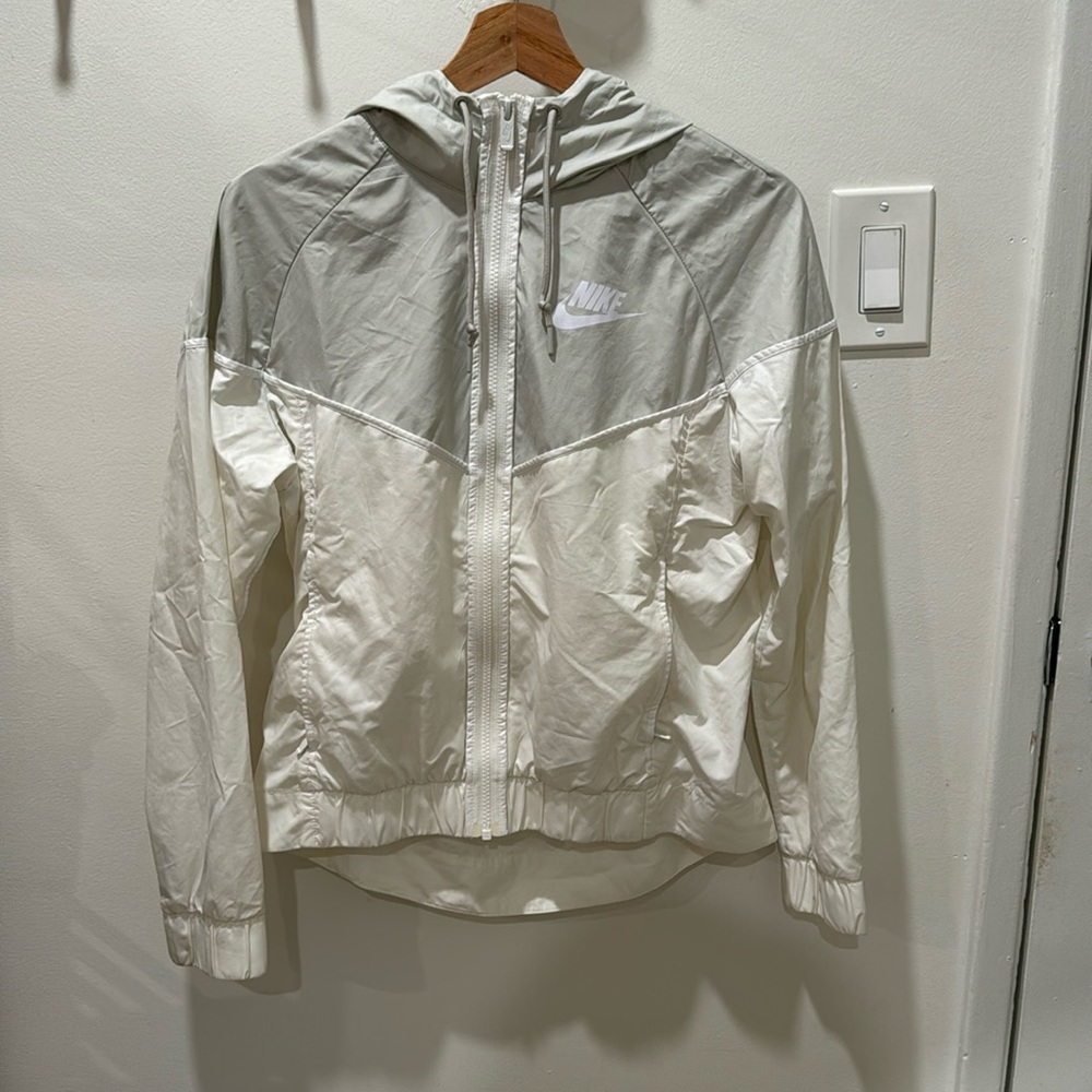 Nike windbreaker